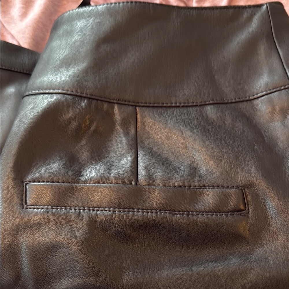 Forever 21 Black High Waist vegan leather Shorts NWT - Picture 6 of 6